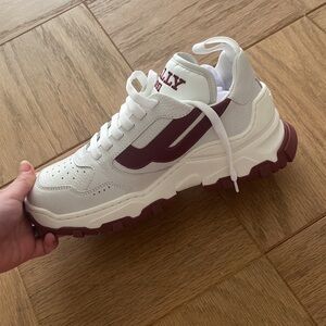 Bally Holden Women’s 6.5 NEW